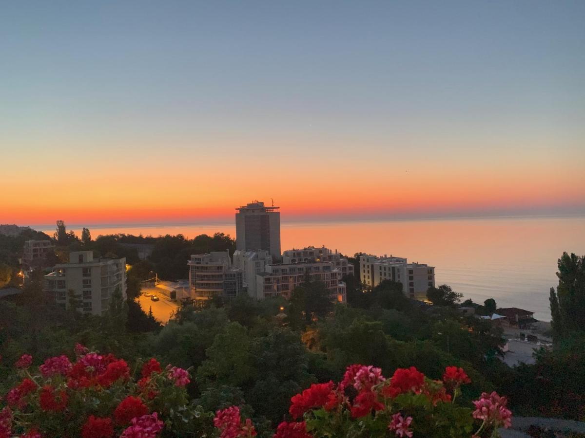 Elegantz Apartments 1 Varna Bagian luar foto